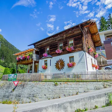 Elis By Interhome 湖城